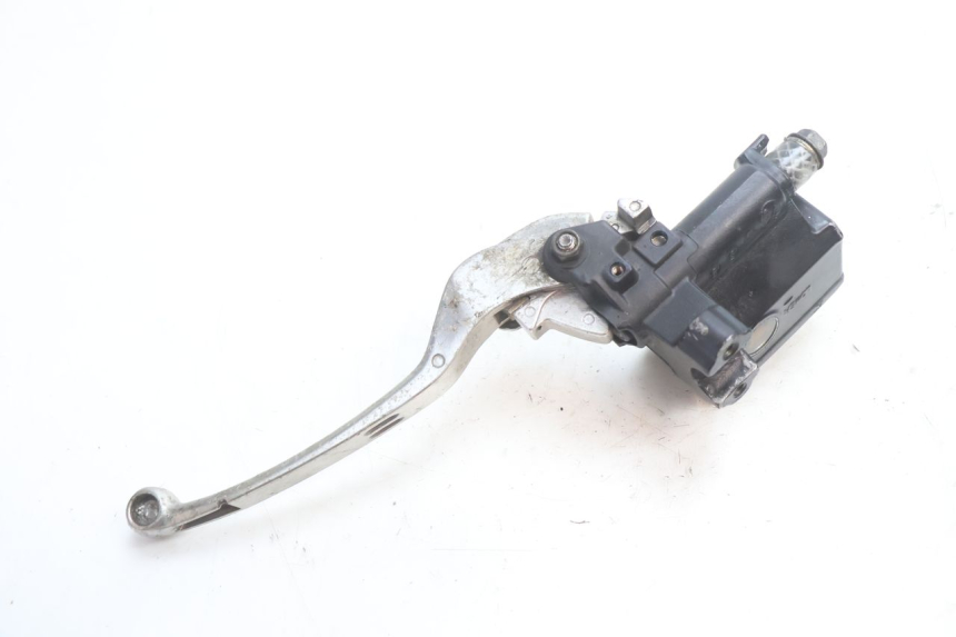 photo de PRZEDNI CYLINDER GŁÓWNY SUZUKI GSR 600 (2005 - 2012) - Widok ogólny
