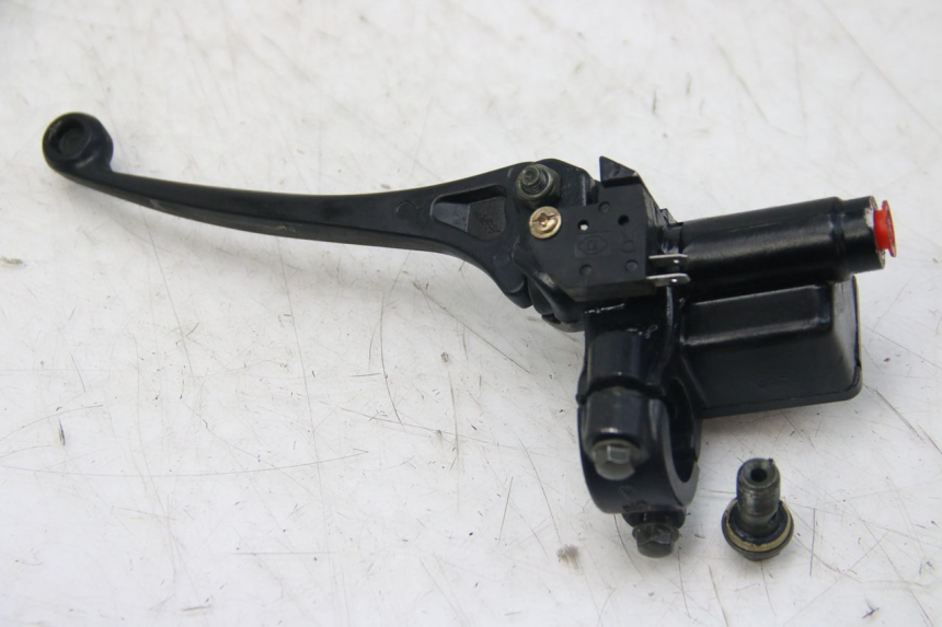 photo de POMPA HAMULCOWA PRZEDNIA EUROCKA GTR 50 (2007 - 2017) - Inny kąt widzenia