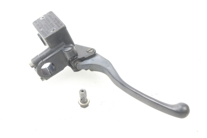 photo de POMPA HAMULCOWA PRZEDNIA HONDA FES S-WING SWING 125 (2007 - 2015) - Zbliżenie techniczne