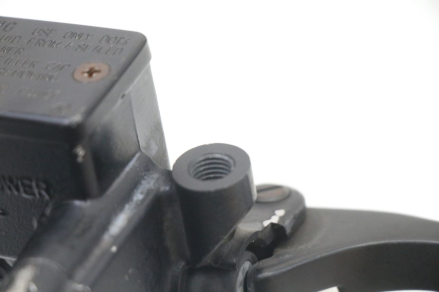 photo de POMPA HAMULCOWA PRZEDNIA HONDA FES S-WING SWING ABS 125 (2007 - 2015) - Zoom stanu zużycia