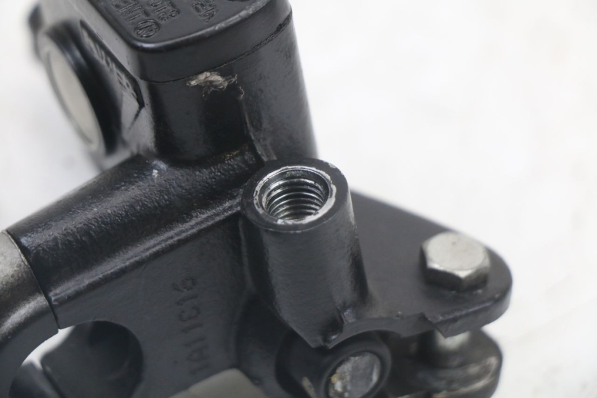 photo de POMPA HAMULCOWA PRZEDNIA HONDA PCX (JF28) 125 (2009 - 2011) - Zbliżenie techniczne