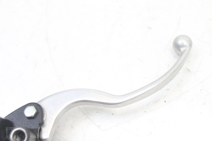 photo de POMPA HAMULCOWA PRZEDNIA HONDA PCX (JF57/JF64) 125 (2014 - 2018) - Zbliżenie techniczne