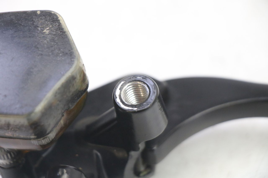 photo de POMPA HAMULCOWA PRZEDNIA KIDEN KD125-G 125 (2018 - 2022) - Inny kąt widzenia