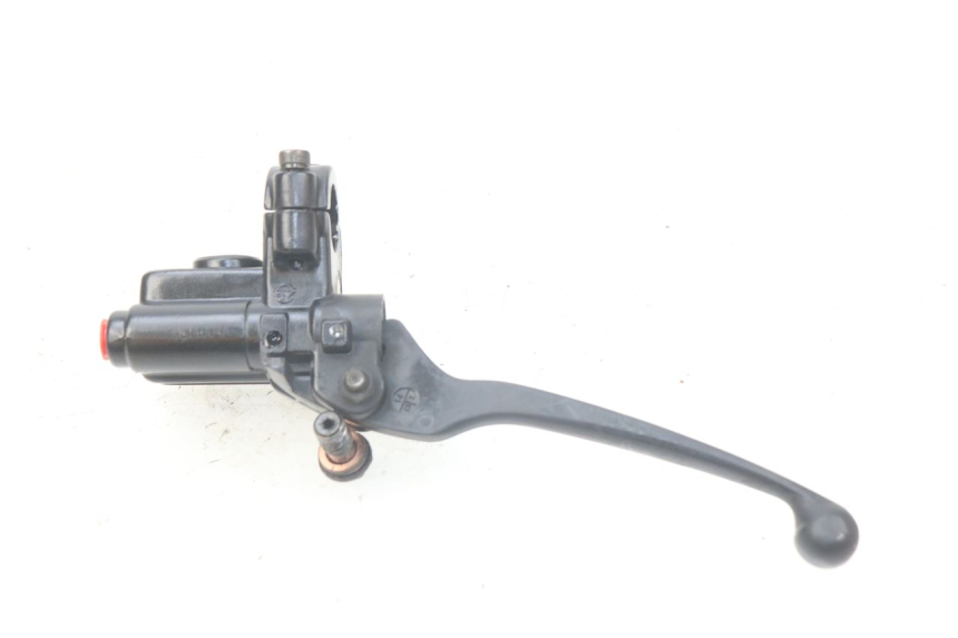 photo de POMPA HAMULCOWA PRZEDNIA PEUGEOT KISBEE 2T 50 (2010 - 2017) - Szczegół części