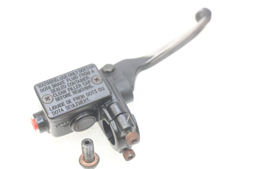 photo de POMPA HAMULCOWA PRZEDNIA PEUGEOT KISBEE 2T 50 (2010 - 2017) - Inny kąt widzenia