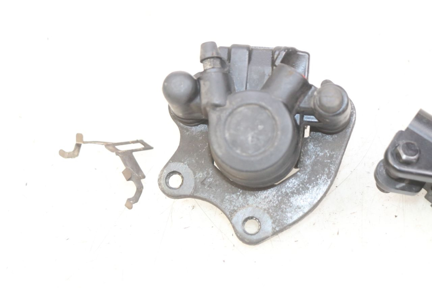 photo de POMPA HAMULCOWA PRZEDNIA PEUGEOT KISBEE 2T 50 (2010 - 2017) - Część sprawdzona