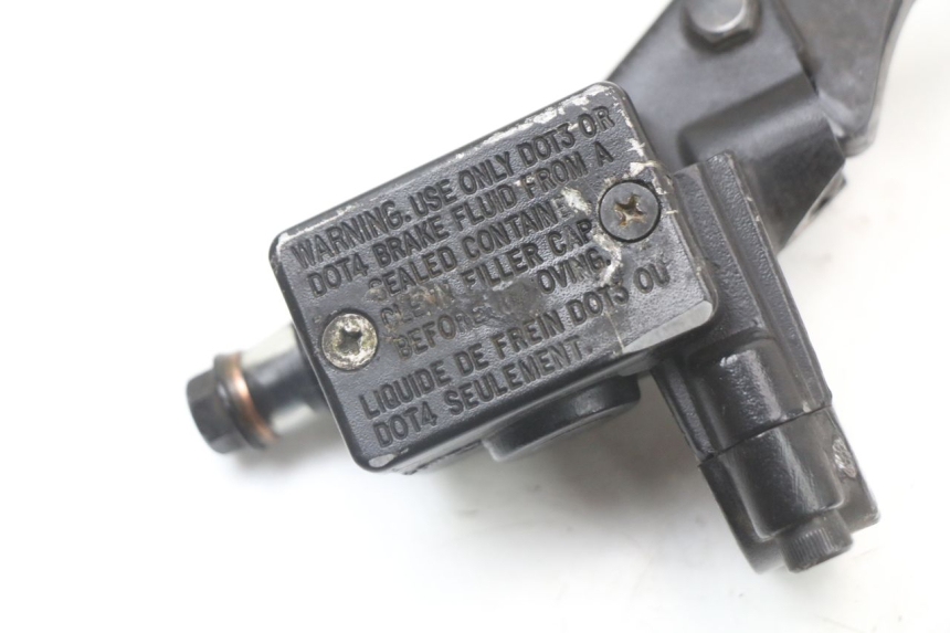 photo de POMPA HAMULCOWA PRZEDNIA PEUGEOT KISBEE 2T 50 (2018 - 2022) - Szczegół części