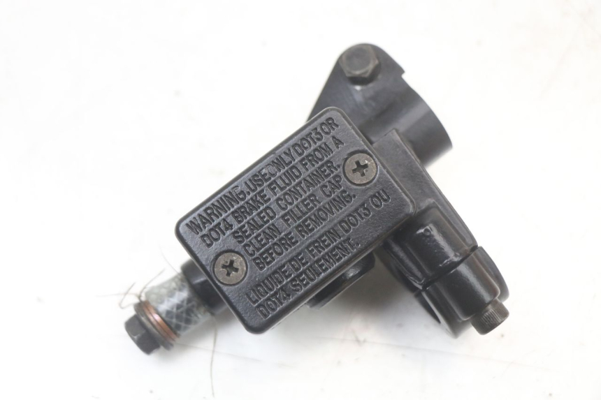 photo de POMPA HAMULCOWA PRZEDNIA PEUGEOT KISBEE 2T 50 (2010 - 2017) - Widok główny