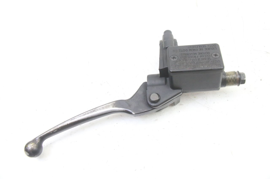 photo de POMPA HAMULCOWA PRZEDNIA PEUGEOT KISBEE 2T 50 (2018 - 2022) - Inny kąt widzenia