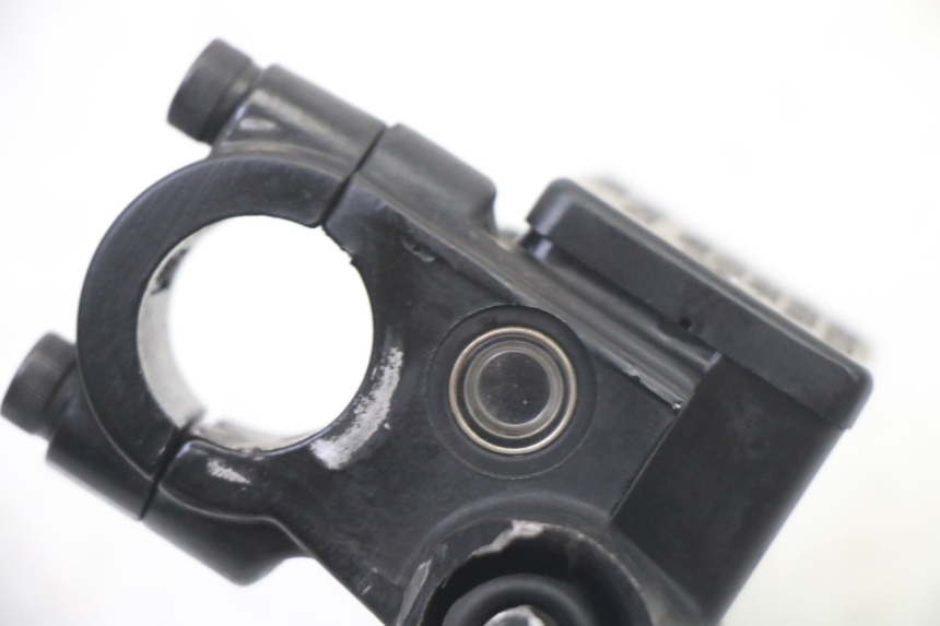 photo de POMPA HAMULCOWA PRZEDNIA PEUGEOT KISBEE 2T 50 (2018 - 2022) - Punkty mocowania