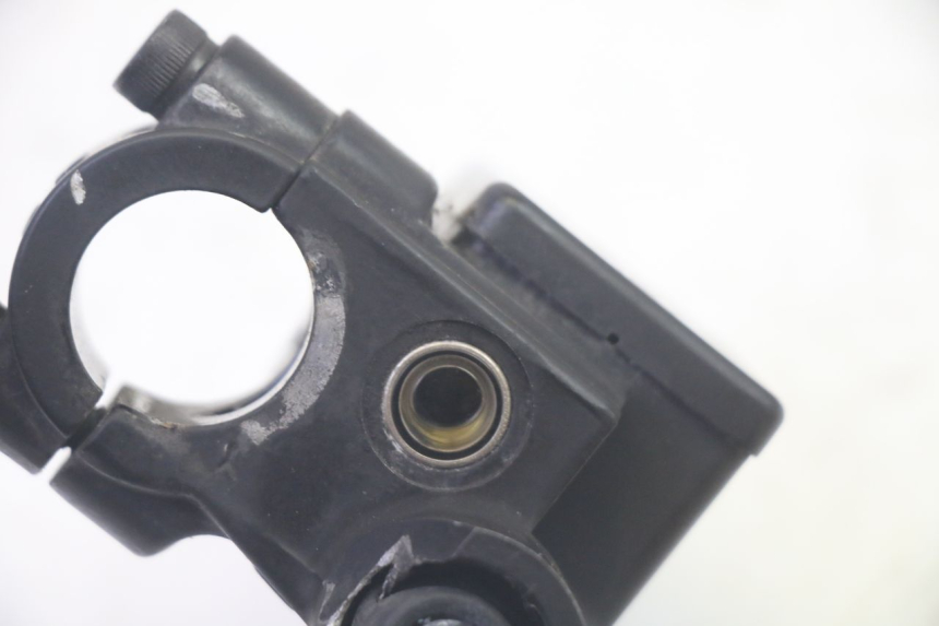 photo de POMPA HAMULCOWA PRZEDNIA PEUGEOT KISBEE 4T 50 (2018 - 2022) - Widok ogólny