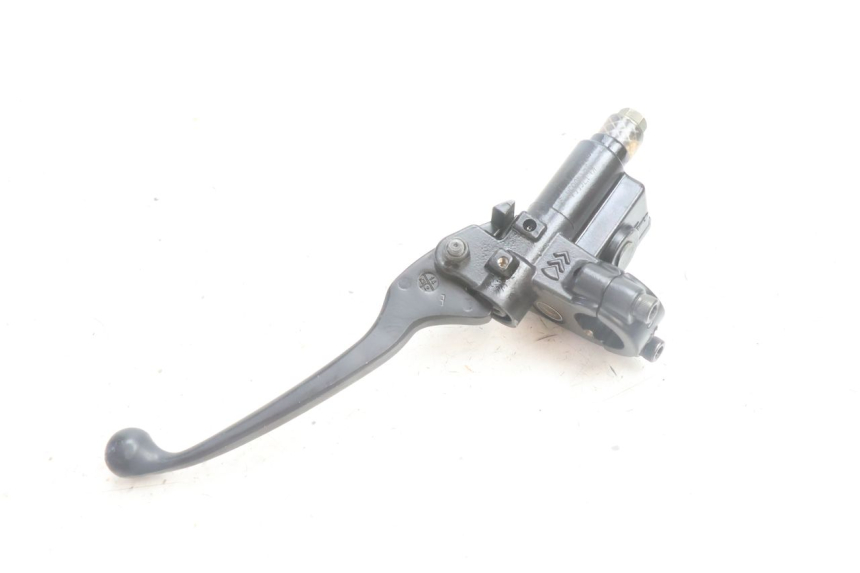 photo de POMPA HAMULCOWA PRZEDNIA PEUGEOT KISBEE 4T 50 (2010 - 2017) - Punkty mocowania