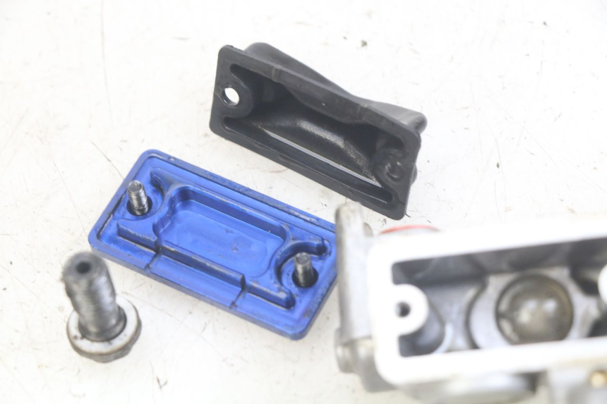 photo de POMPA HAMULCOWA PRZEDNIA KAWASAKI KX 85 (2001 - 2013) - Szczegół części