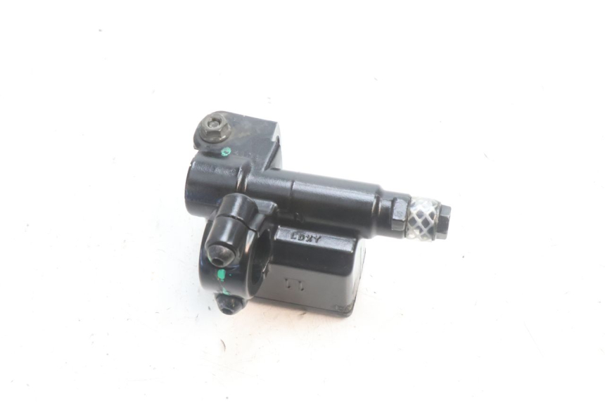 photo de POMPA HAMULCOWA PRZEDNIA PIAGGIO LIBERTY IGET 4T 50 (2021 - 2025) - Punkty mocowania