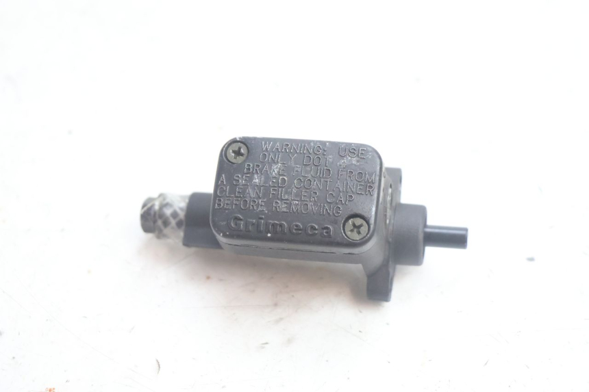 photo de PRZEDNI CYLINDER GŁÓWNY MBK MACH G AC 50 (2002 - 2014) - Szczegół części
