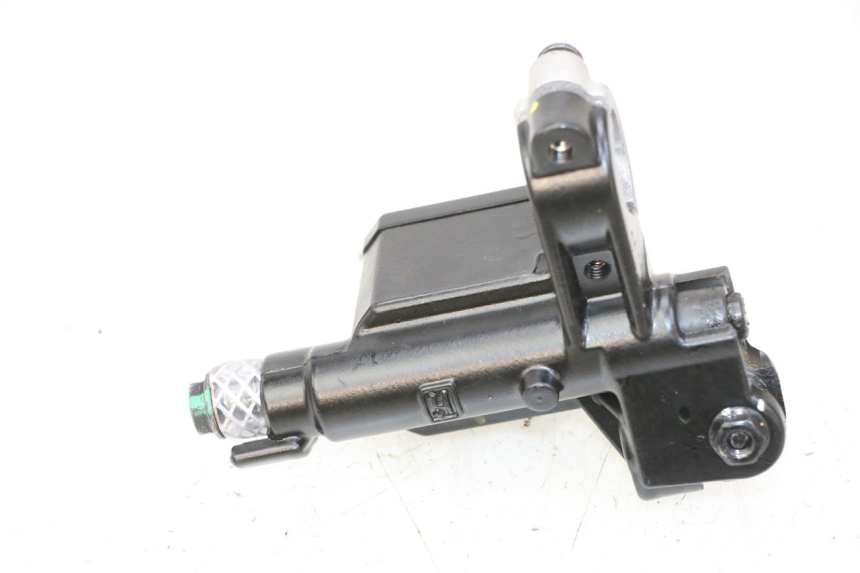 photo de POMPA HAMULCOWA PRZEDNIA PIAGGIO MP3 HPE 310 (2024 - 2025) - Szczegół części