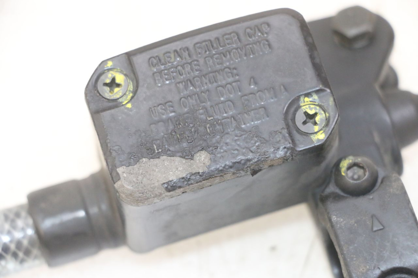 photo de POMPA HAMULCOWA PRZEDNIA PIAGGIO MP3 LT 300 (2010 - 2016) - Zbliżenie techniczne