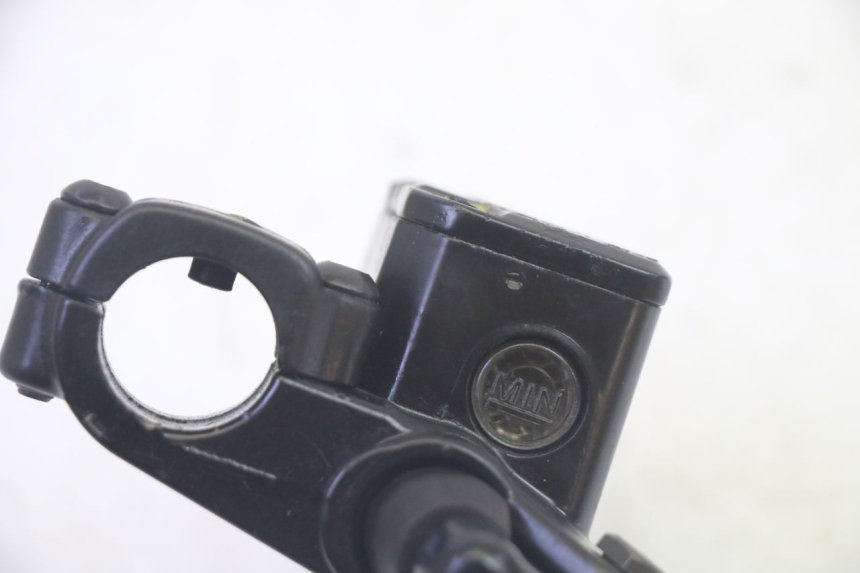 photo de POMPA HAMULCOWA PRZEDNIA PIAGGIO MP3 LT 400 (2007 - 2012) - Zbliżenie techniczne