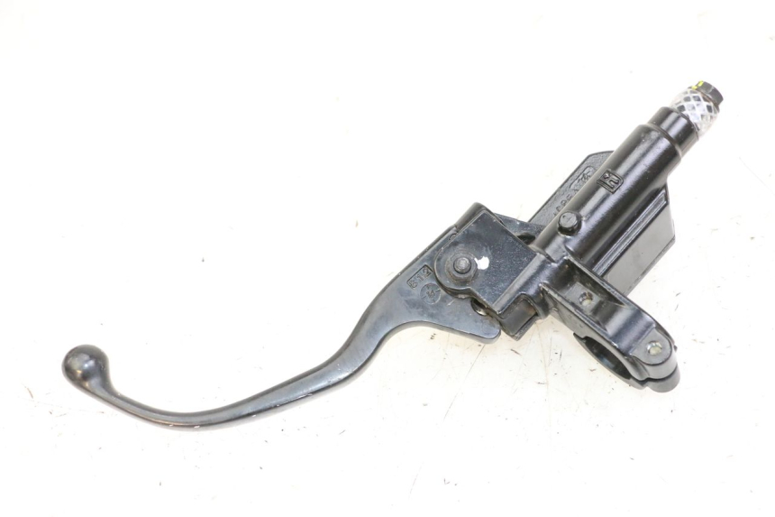 photo de POMPA HAMULCOWA PRZEDNIA PIAGGIO MP3 500 (2014 - 2017) - Inny kąt widzenia