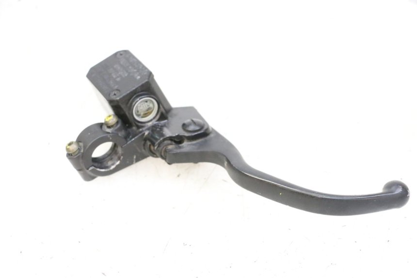 photo de POMPA HAMULCOWA PRZEDNIA PIAGGIO MP3 500 (2014 - 2017) - Zbliżenie techniczne