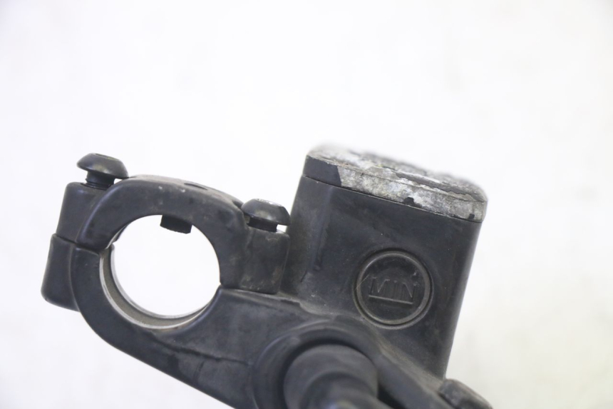 photo de POMPA HAMULCOWA PRZEDNIA PIAGGIO MP3 RL 250 (2006 - 2010) - Zbliżenie techniczne