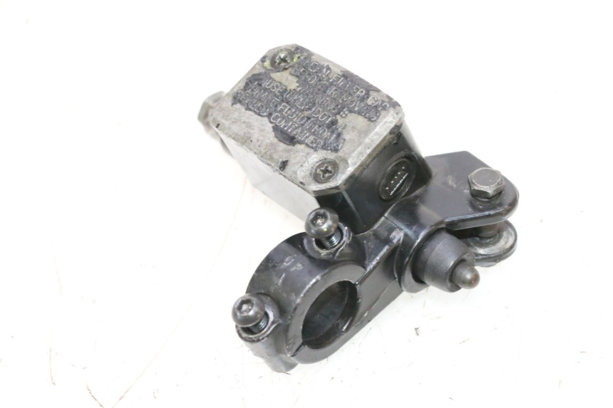 photo de POMPA HAMULCOWA PRZEDNIA PIAGGIO MP3 RL 250 (2006 - 2010) - Zoom stanu zużycia