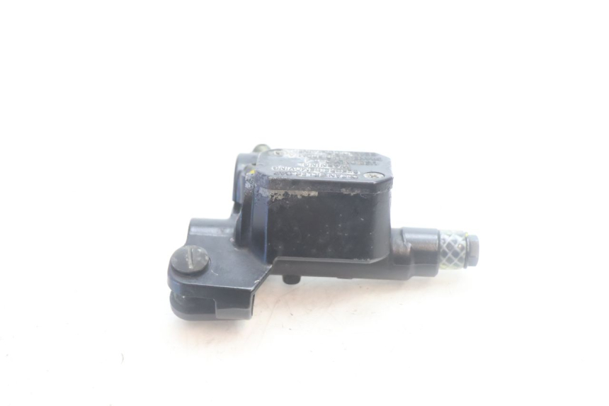 photo de POMPA HAMULCOWA PRZEDNIA PIAGGIO MP3 500 (2016 - 2018) - Zbliżenie techniczne