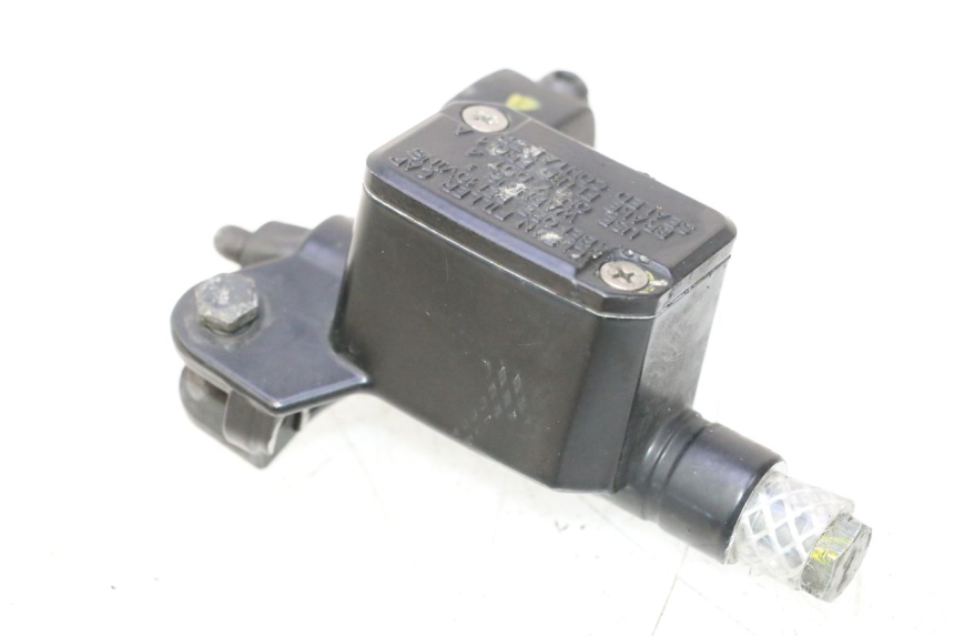 photo de POMPA HAMULCOWA PRZEDNIA PIAGGIO MP3 125 (2006 - 2014) - Widok główny