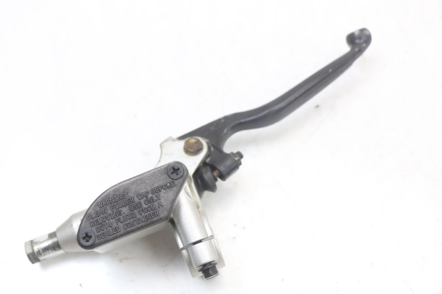 photo de POMPA HAMULCOWA PRZEDNIA RIEJU MRT 50 (2018 - 2021) - Zbliżenie techniczne