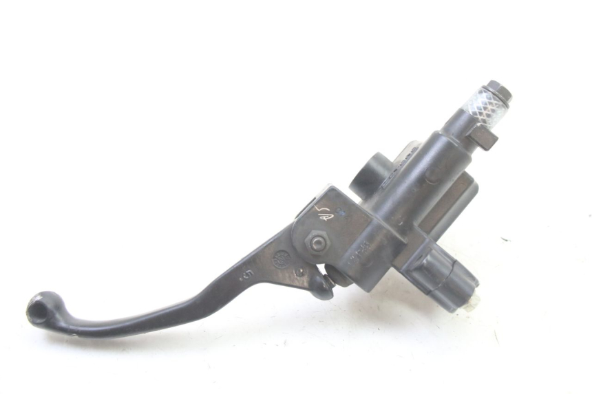 photo de POMPA HAMULCOWA PRZEDNIA PIAGGIO NEW TYPHOON 50 (2018 - 2021) - Punkty mocowania