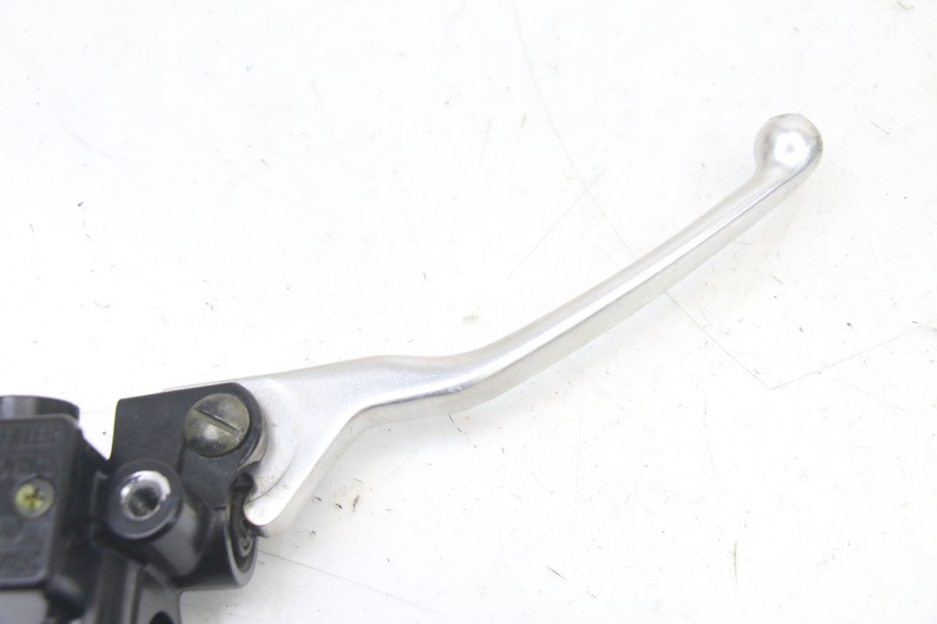 photo de POMPA HAMULCOWA PRZEDNIA PIAGGIO NRG POWER PUREJET 50 (2018 - 2021) - Inny kąt widzenia