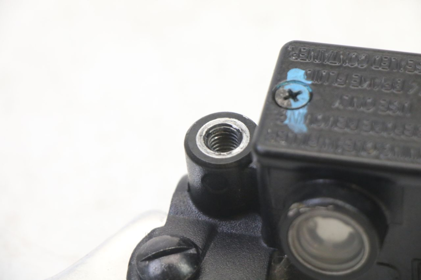 photo de POMPA HAMULCOWA PRZEDNIA PIAGGIO NRG POWER PUREJET 50 (2018 - 2021) - Zoom stanu zużycia