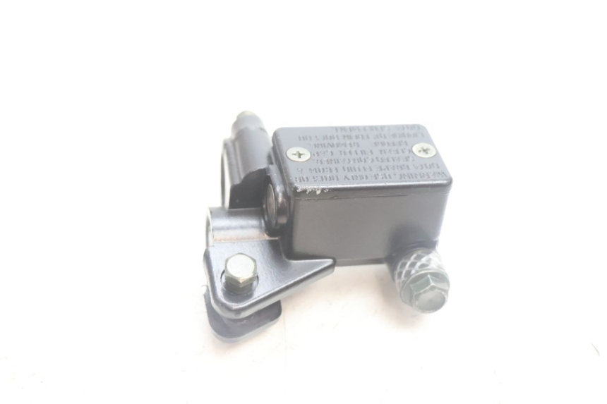 photo de PRZEDNI CYLINDER GŁÓWNY JM MOTORS OLDIES 4T 50 (2020 - 2026) - Zoom stanu zużycia