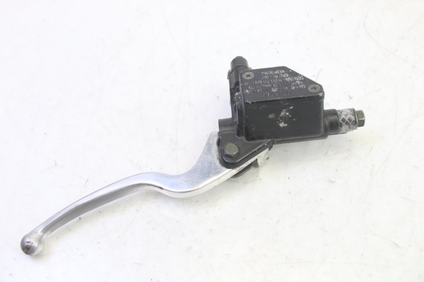 photo de POMPA HAMULCOWA PRZEDNIA SYM ORBIT III 3 4T 50 (2021 - 2025) - Inny kąt widzenia