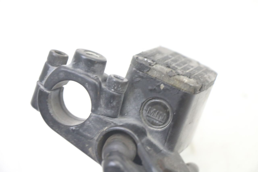 photo de POMPA HAMULCOWA PRZEDNIA MBK OVETTO 4T 50 (2008 - 2016) - Widok ogólny