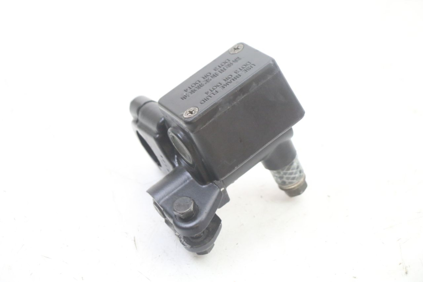 photo de POMPA HAMULCOWA PRZEDNIA KYMCO PEOPLE S 125 (2000 - 2008) - Zoom stanu zużycia