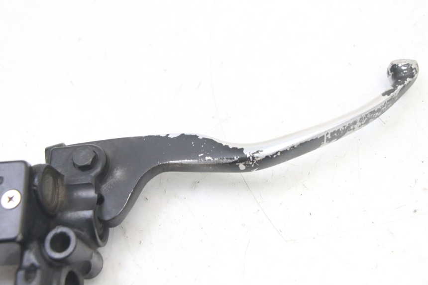 photo de POMPA HAMULCOWA PRZEDNIA PEUGEOT LUDIX 50 (2008 - 2017) - Zoom stanu zużycia