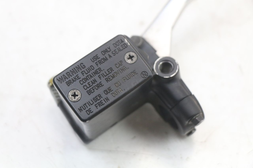 photo de POMPA HAMULCOWA PRZEDNIA PEUGEOT SATELIS 125 (2010 - 2012) - Zoom stanu zużycia