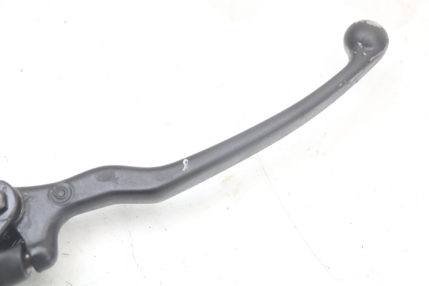 photo de POMPA HAMULCOWA PRZEDNIA PIAGGIO BEVERLY 125 (1998 - 2005) - Inny kąt widzenia