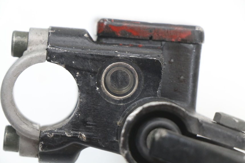 photo de POMPA HAMULCOWA PRZEDNIA YCF PIT BIKE 125 (2010 - 2018) - Zoom stanu zużycia