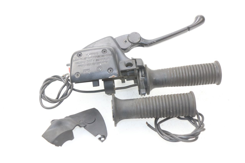 photo de POMPA HAMULCOWA PRZEDNIA BMW R GS 1150 (1999 - 2004) - Oznaczenia i referencje