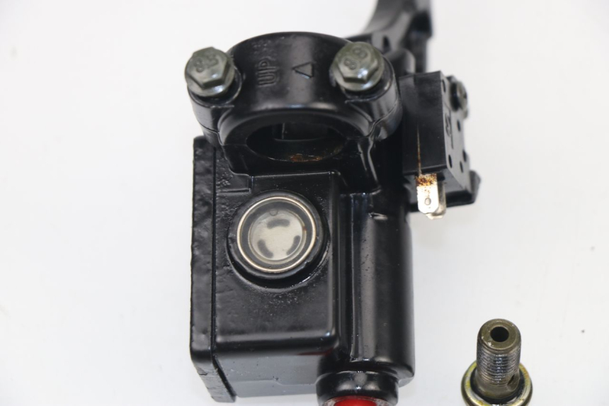 photo de POMPA HAMULCOWA PRZEDNIA BHM REVENGER 50 (2009 - 2015) - Zoom stanu zużycia