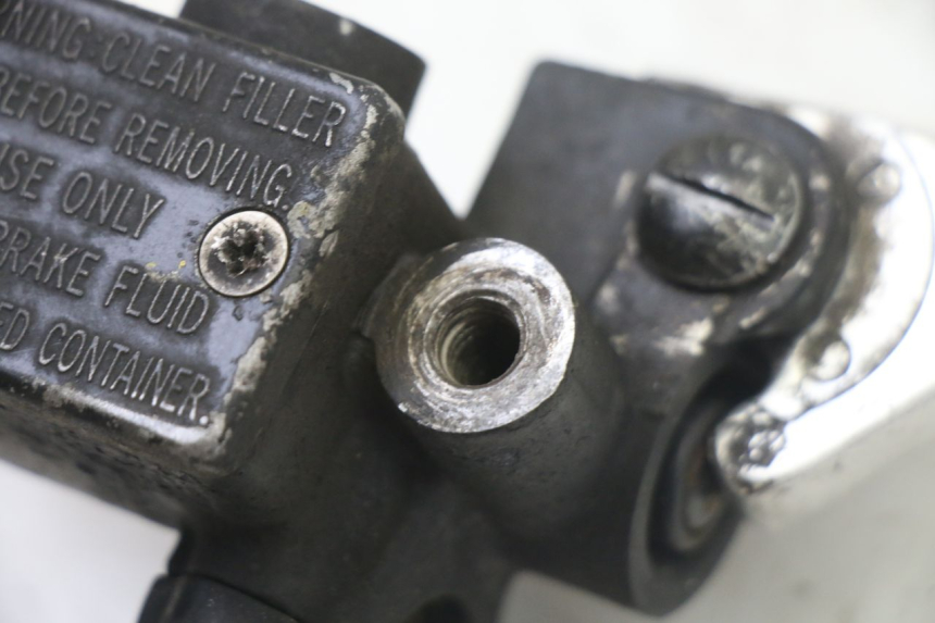 photo de POMPA HAMULCOWA PRZEDNIA GILERA RUNNER SP 50 (2006 - 2008) - Inny kąt widzenia