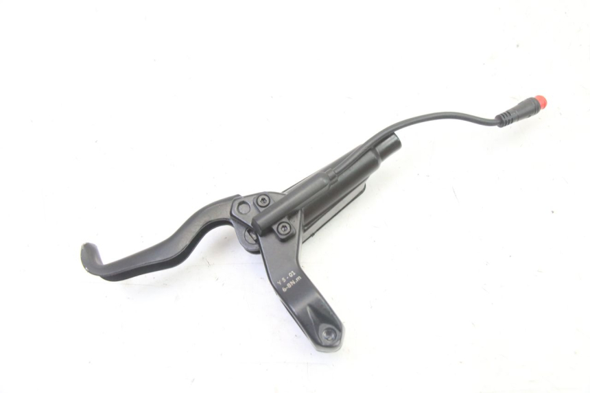 photo de POMPA HAMULCOWA PRZEDNIA HERO S10 1 - Punkty mocowania