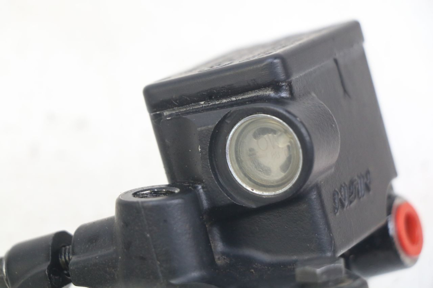 photo de POMPA HAMULCOWA PRZEDNIA PEUGEOT SATELIS 125 (2010 - 2012) - Szczegół części