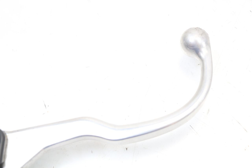 photo de POMPA HAMULCOWA PRZEDNIA PEUGEOT SATELIS 125 (2010 - 2012) - Punkty mocowania