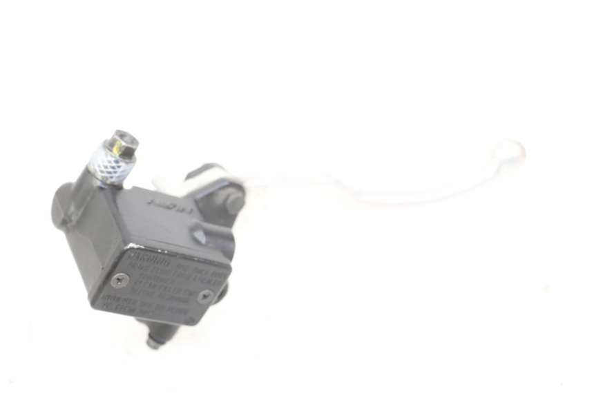 photo de POMPA HAMULCOWA PRZEDNIA PEUGEOT SATELIS 125 (2013 - 2018) - Zoom stanu zużycia