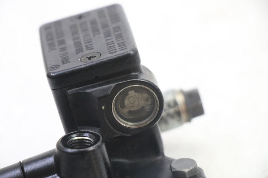 photo de POMPA HAMULCOWA PRZEDNIA PEUGEOT SATELIS 125 (2013 - 2018) - Widok ogólny