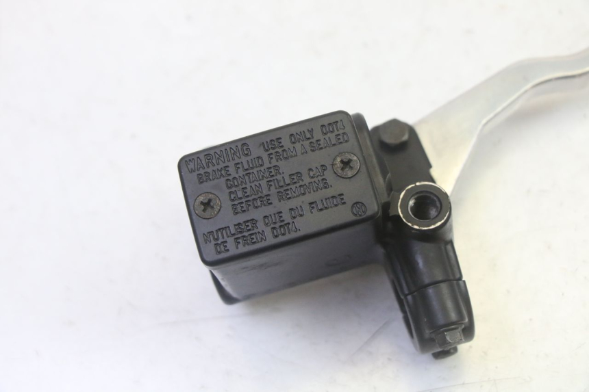 photo de POMPA HAMULCOWA PRZEDNIA PEUGEOT SATELIS 125 (2010 - 2012) - Szczegół części