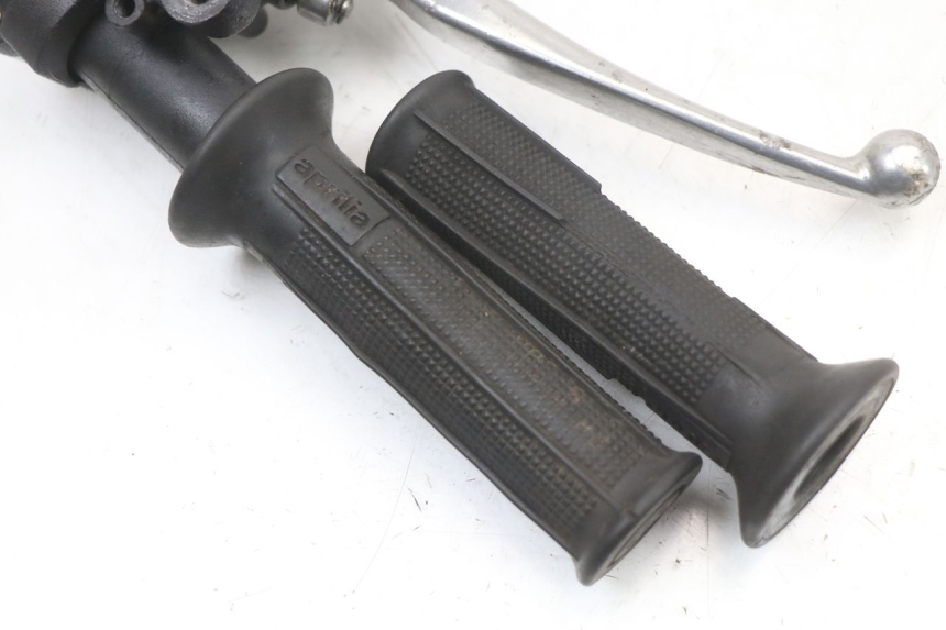 photo de POMPA HAMULCOWA PRZEDNIA APRILIA SCARABEO GT 125 (1999 - 2007) - Widok ogólny